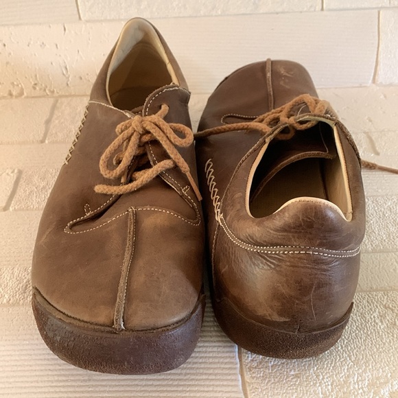 El NaturaLista vegan leather fall shoes - Picture 4 of 8